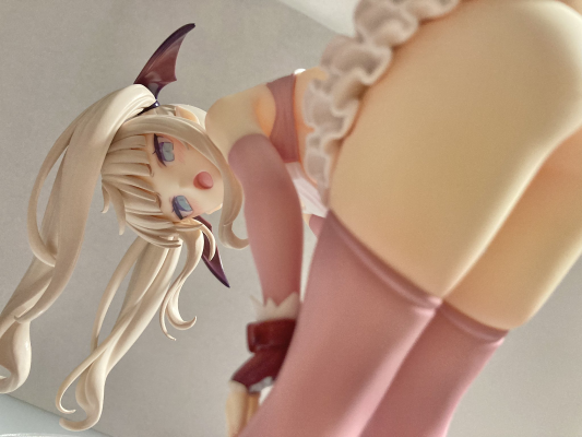 粉色魅魔