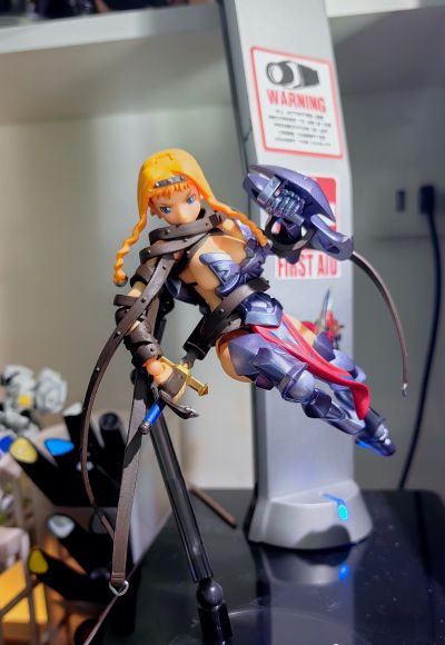 REVOLTECH QB-1 	女皇之刃 美丽女斗士们 蕾娜 