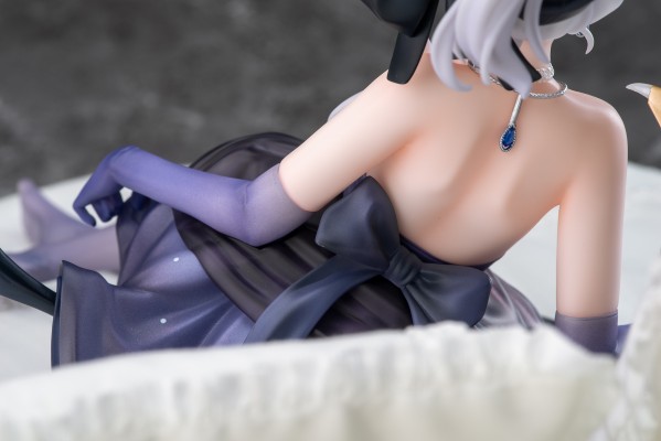 蔚蓝档案 空崎日奈 礼服