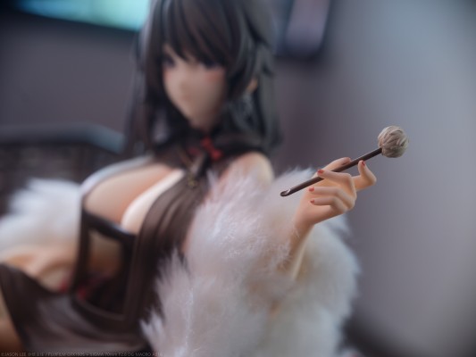 碧蓝航线 卡律布狄斯 治愈的红闺