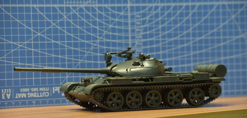 35108 1/35 苏联 T-62A 主战坦克 