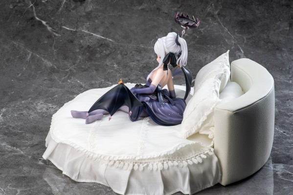 蔚蓝档案 空崎日奈 礼服