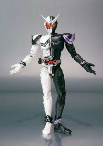S.H.Figuarts 假面骑士双骑 獠牙王牌形态