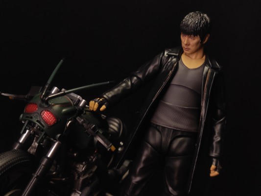 S.H.Figuarts 假面骑士暗日（BLACK SUN ） 南光太郎