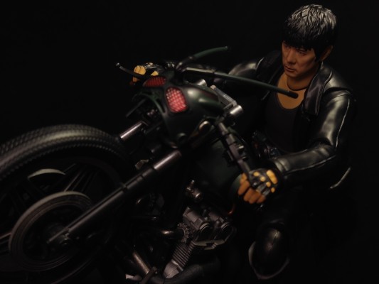 S.H.Figuarts 假面骑士暗日（BLACK SUN ） 南光太郎