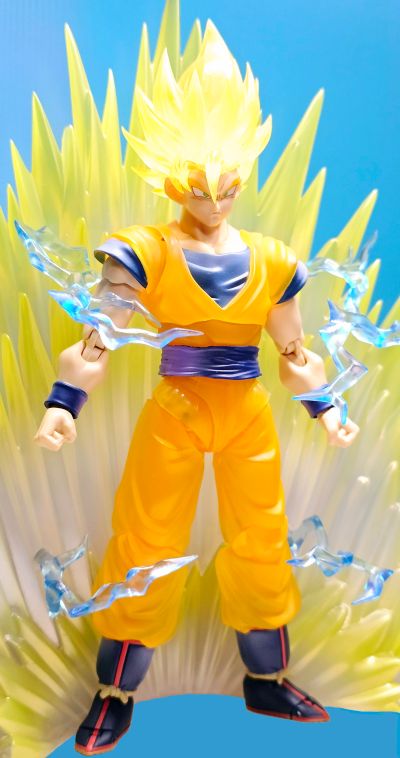S.H.Figuarts  超级赛亚人孙悟空-Z战士-