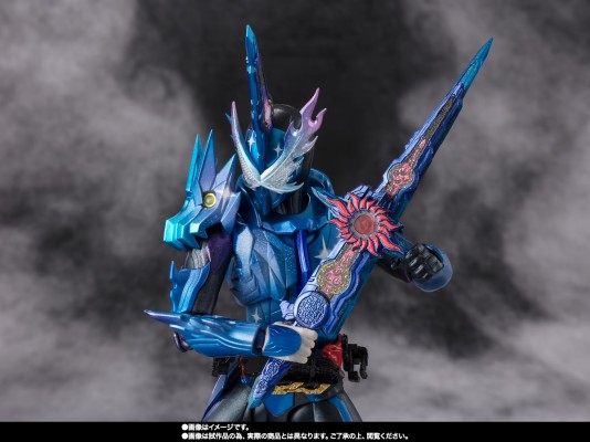 S.H.Figuarts  假面骑士十圣刃