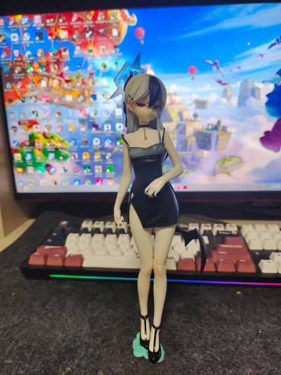 蔚蓝档案 鬼方佳代子 礼服