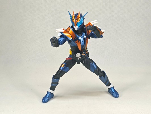 S.H.Figuarts 假面骑士创骑 假面骑士克罗兹