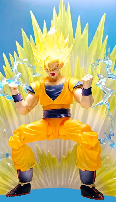 S.H.Figuarts  超级赛亚人孙悟空-Z战士-