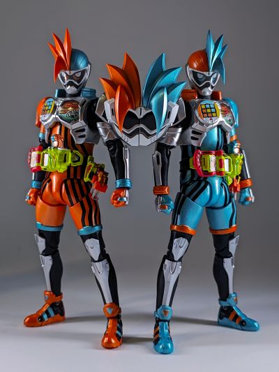 S.H.Figuarts  假面骑士艾克赛德 假面骑士艾克赛德 双人动作玩家 等级20 左右套装