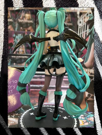 初音未来联名小浣熊拉斯卡尔 Trio-Try-iT玩具人偶-恶魔款-