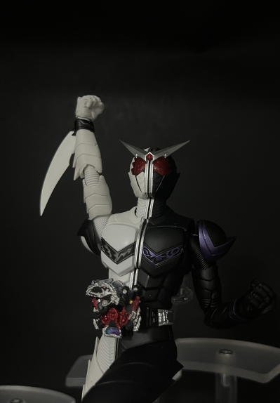 S.H.Figuarts（真骨雕制制法）假面骑士双骑 獠牙王牌形态（风都侦探改编动画纪念版）