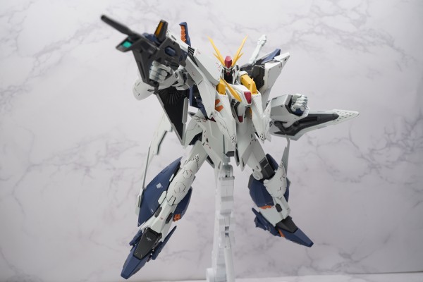 ROBOT魂(Ka版)＜机动战士系列＞ RX-105 Ξ高达（机动战士高达：闪光的哈萨维版）