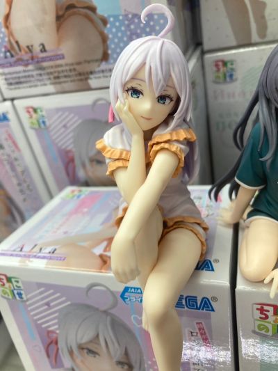 不时用俄语小声说真心话的邻桌艾莉同学 动画版 小坐系列奖品人偶“艾莉”睡衣款