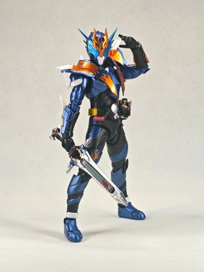 S.H.Figuarts 假面骑士创骑 假面骑士克罗兹