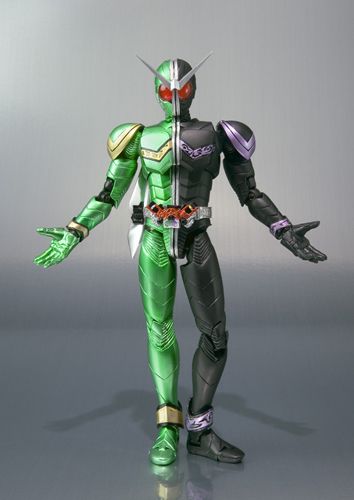 S.H.Figuarts 假面骑士双骑 疾风王牌形态