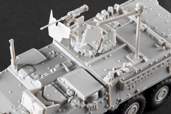 编号:07424 1/35 装甲车辆系列 美军M1131斯崔克火力支援车