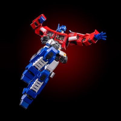 COMBOT 擎天柱