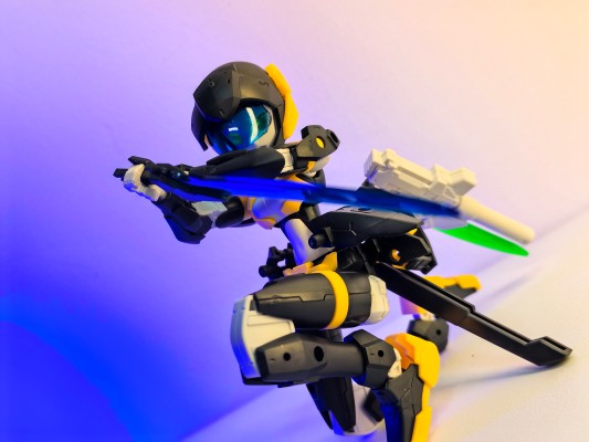 30MM 1/144 EXM-H15D 亚琪露比（D型）