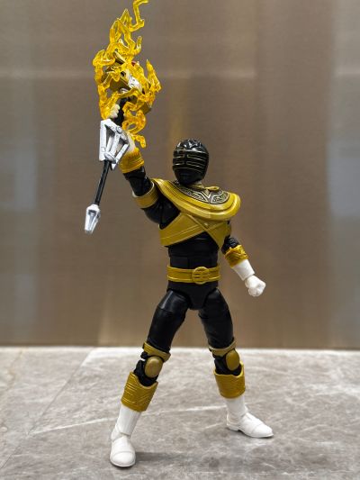 超凡收藏 希奥战队 金衣战士