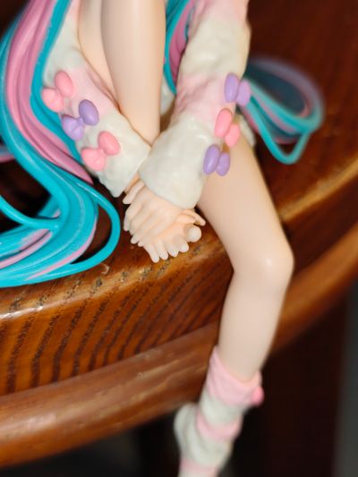 初音未来 压泡面人偶-兔耳睡衣-