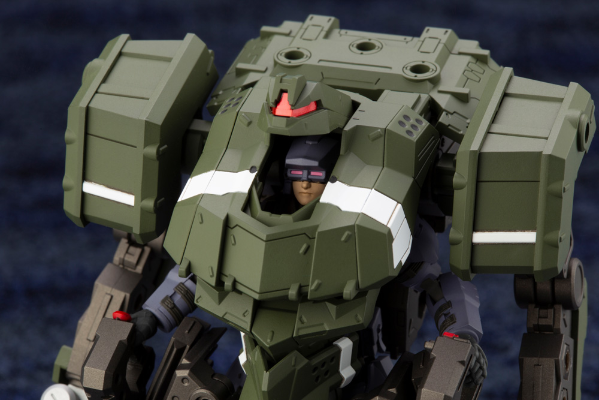 六角机牙 Definition Armor Blazeboar