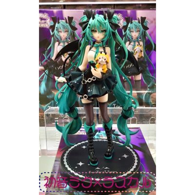 初音未来联名小浣熊拉斯卡尔 Trio-Try-iT玩具人偶-恶魔款-