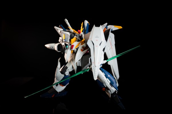 ROBOT魂(Ka版)＜机动战士系列＞ RX-105 Ξ高达（机动战士高达：闪光的哈萨维版）