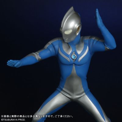 大怪兽系列 奥特新生代 高斯奥特曼 月神形态