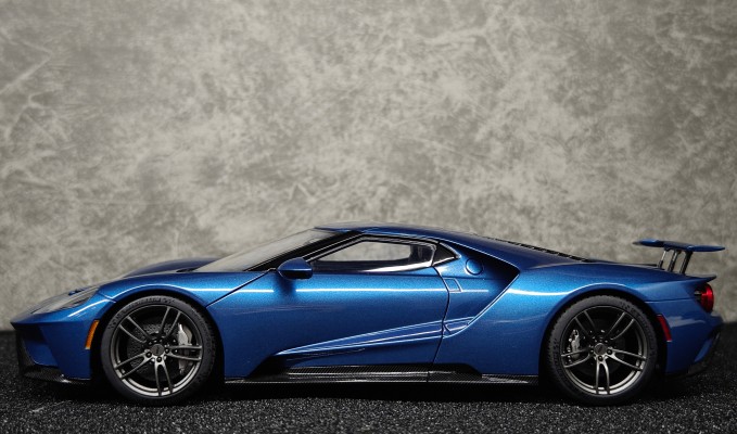 1/18 福特 GT 2017 白色