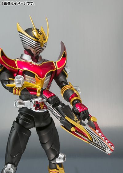 S.H.Figuarts  假面骑士龙骑生存形态