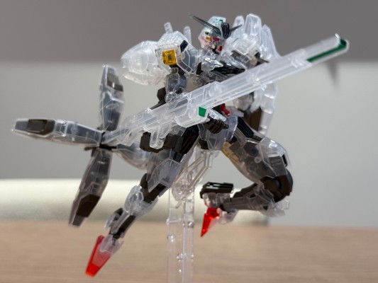 HG 1/144 高达基地专属商品 凯列班高达 [透明配色]