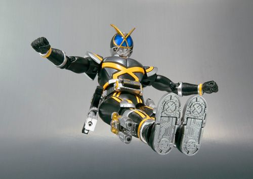 S.H.Figuarts 假面骑士凯撒