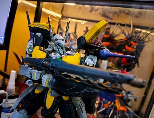 DX超合金 VF-25S 装甲型弥赛亚女武神（奥兹玛·李专用）重生版