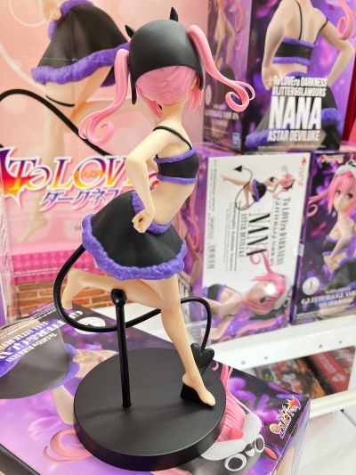 出包王女DARKNESS 独特魅力 娜娜·阿丝达·戴比路克