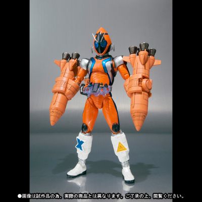 S.H.Figuarts 假面骑士卌骑 火箭形态