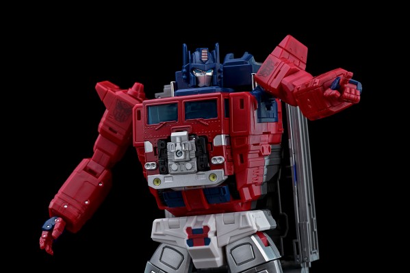 变形金刚大师级 合体系列 MPG-09 超级仁莱