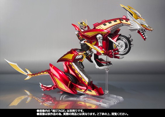 S.H.Figuarts  假面骑士龙骑生存形态与深红之龙强化形态（暂译）