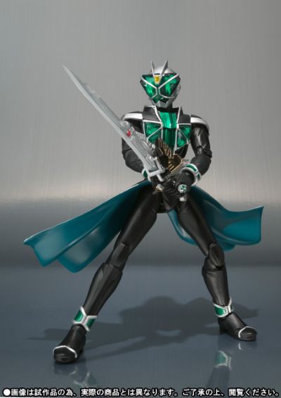 S.H.Figuarts 假面骑士巫骑 飓风形态