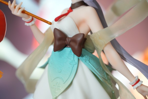 洛天依 霓裳步月