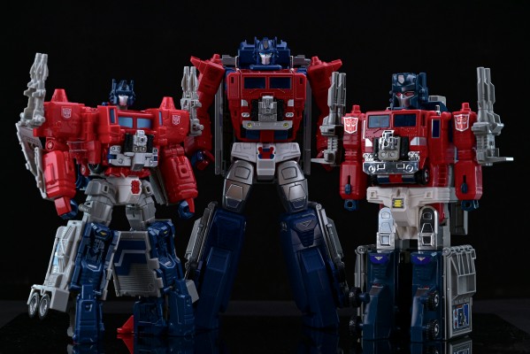 变形金刚大师级 合体系列 MPG-09 超级仁莱