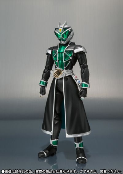 S.H.Figuarts 假面骑士巫骑 飓风形态
