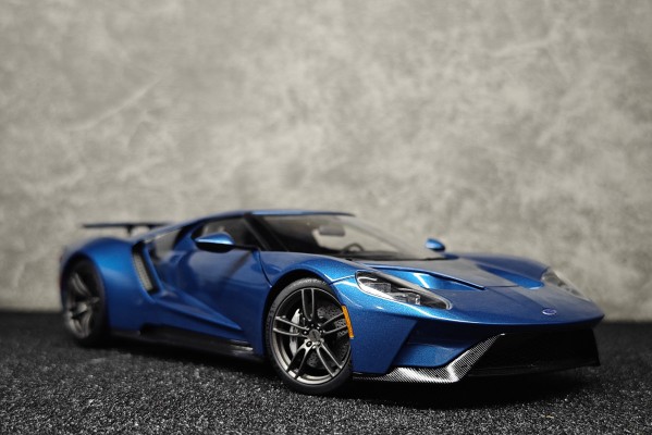 1/18 福特 GT 2017 白色