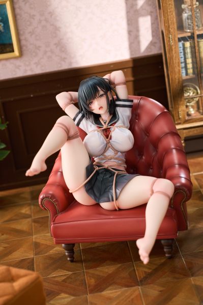 渡边彩纱：束缚