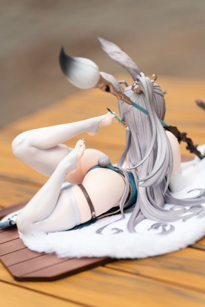 镜月