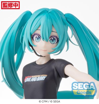 初音未来联名时尚魔女拉芙与贝莉 Desktop×Decorate Collections“初音未来”贝莉衣装款