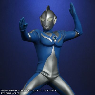 大怪兽系列 奥特新生代 高斯奥特曼 月神形态