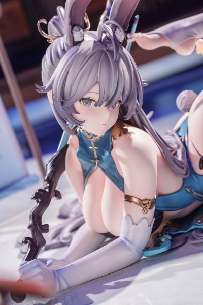 镜月