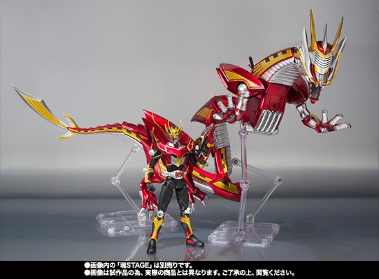 S.H.Figuarts  假面骑士龙骑生存形态与深红之龙强化形态（暂译）